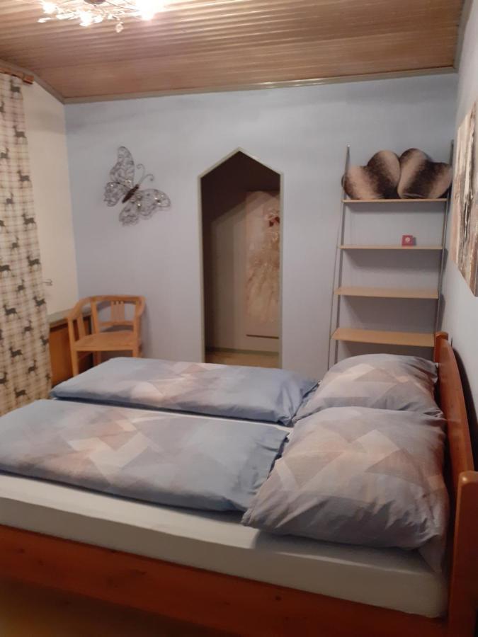 Appartment Andrea Eugendorf Buitenkant foto